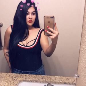 Meet your Posher, Mariela